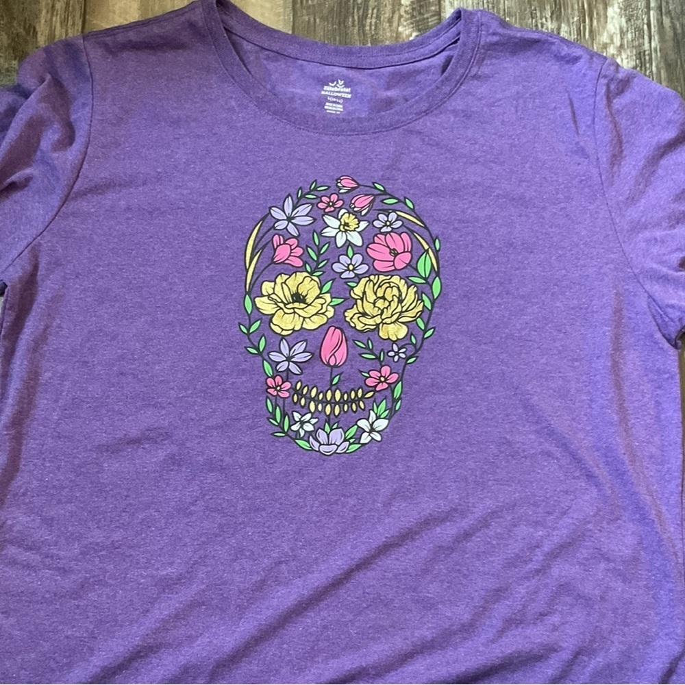 Celebrate Halloween Graphic T-Shirt size Large and X-Large Available - Picture 5 of 5